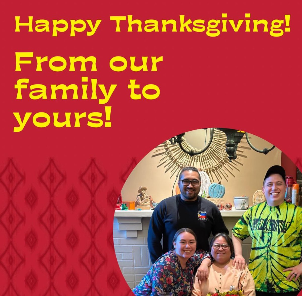 MatetsKitchen's tweet photo. Matet’s Kitchen wishes you a very safe and Happy Thanksgiving from our family to yours! 

#matetskitchen #feast #thanksgiving #supportsmallbusiness #happythanksgivng #lumpia #family #filipino #showusyourplate https://t.co/SHQaGgjpLD
