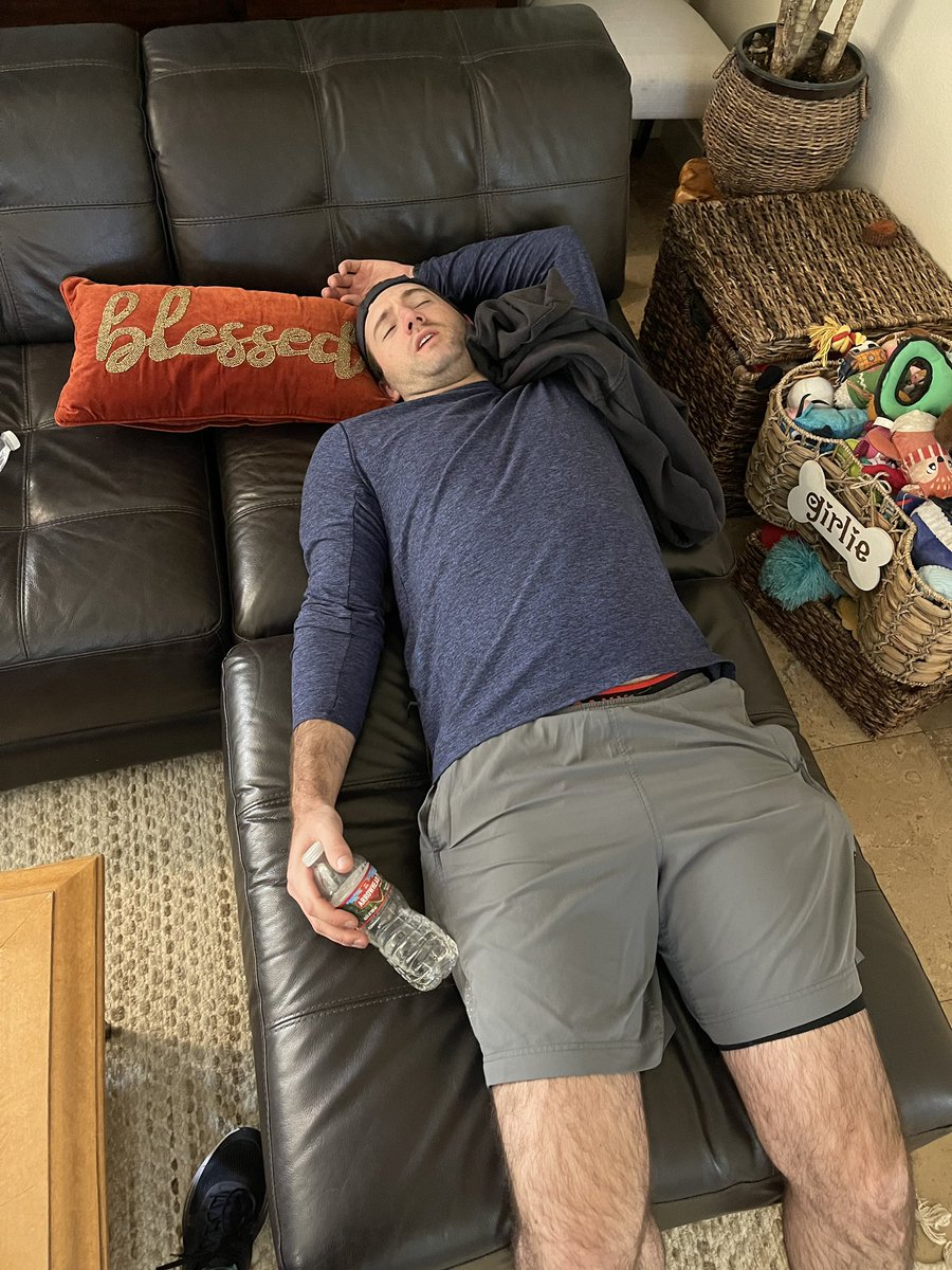 In-Law Thanksgiving football game stat line:

1TD (possible concussion) - 2 catches, 63 yds

Held the future brother-in-law to 0 catches 

Out it all on the line for the fam. Easy money. Let’s eat.

#blessed