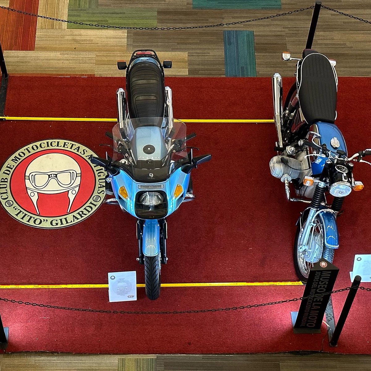 CalvilloR's tweet photo. Presentes con el Club de Motocicletas Antiguas México en la Expo Moto 2023 con 2 joyas: 
🏍 BMW R100 1980 
RT 🏷 (52)
🏍 BMW R75/5 1972
“Toaster” 🏷 (53)
🇲🇽 #rcmotogarage https://t.co/gBwqoJOa7d