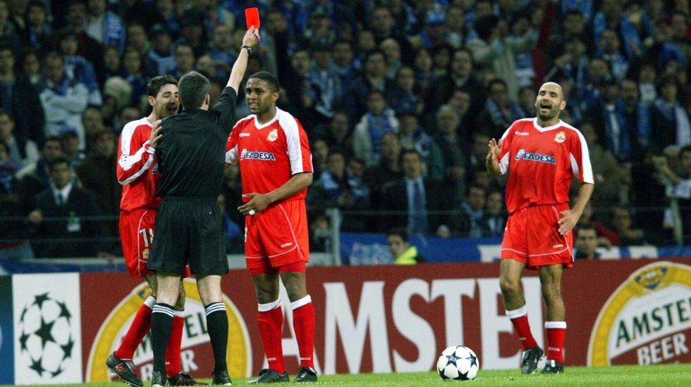 Adrian_AS3's tweet photo. @2010MisterChip Una de estas dos. (Semis de champions Depor-Oporto) https://t.co/kqU2NEgX4J