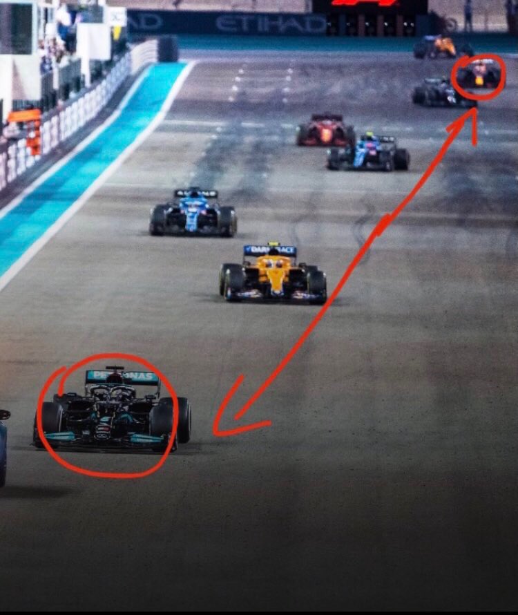 SLH44GOAT96's tweet photo. In the first picture we see Max walking off the podium after the Saudi GP in 2021 because he felt aggrieved over the 5s penalty… 

In the other pictures we see Lewis, a man who was just disgustingly manipulated out of his 8th championship… He not only congratulated Max as he was being interviewed… But he congratulated him in his own interview… Shook hands with Horner and celebrated with everyone on podium…

The difference between a child and a real champion was on full display in those final two GPs of 21 #AbuDhabiScandal