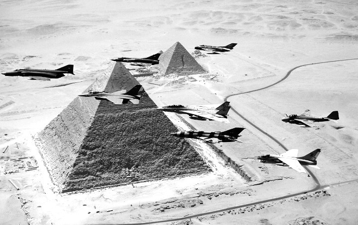 [Image: F_pint0XIAAaHql?format=jpg&name=900x900]