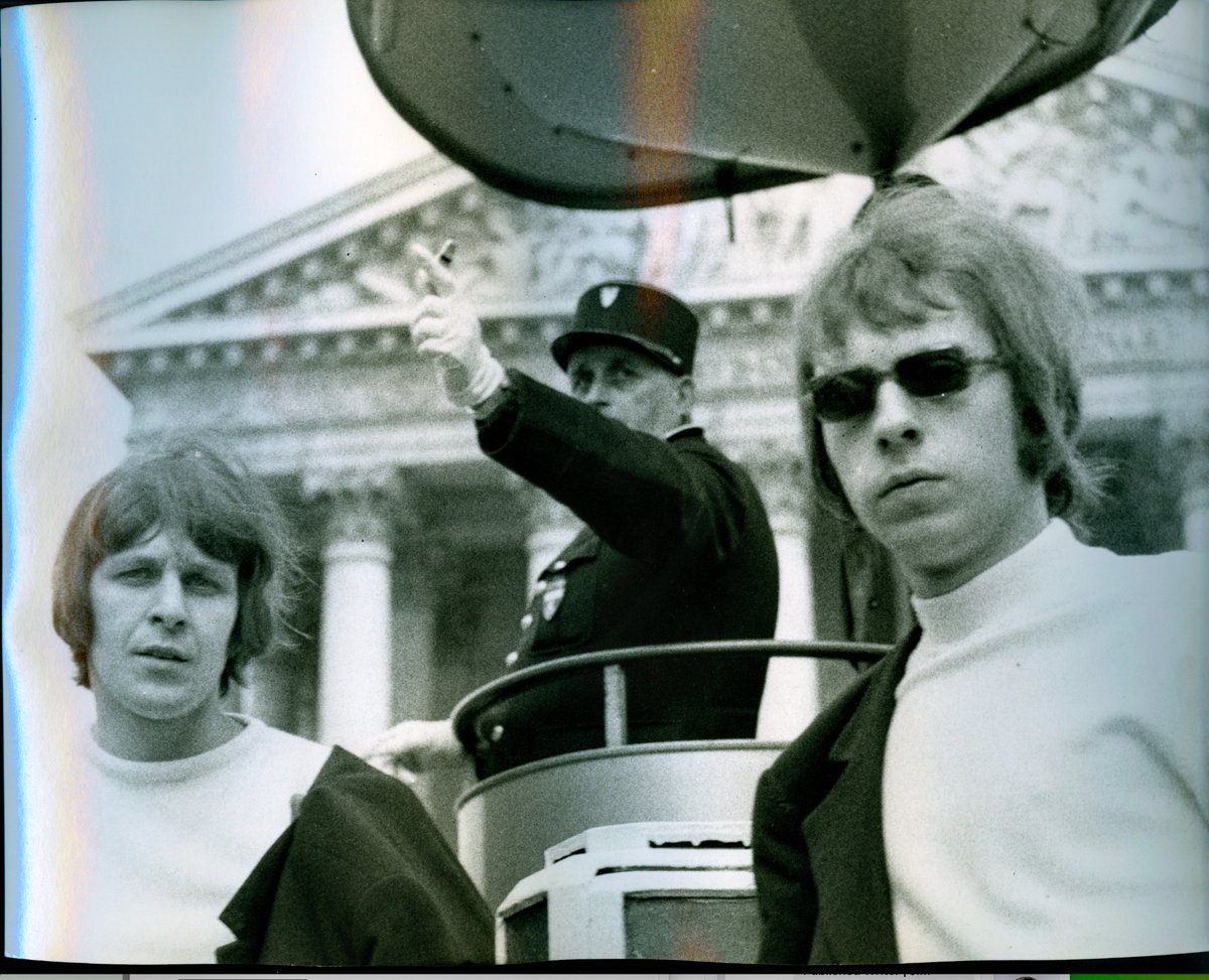 #TheMove #tonysecunda #Paris #FLOWERSinTHErain THE MOVE - Paris looning- 'Gotta' lighrrton---Lol....and L'Olympia gig - 1967t for a joint gendarme??' Carl Wayne and Trevor Burton All photos (c) Bobby Davidson