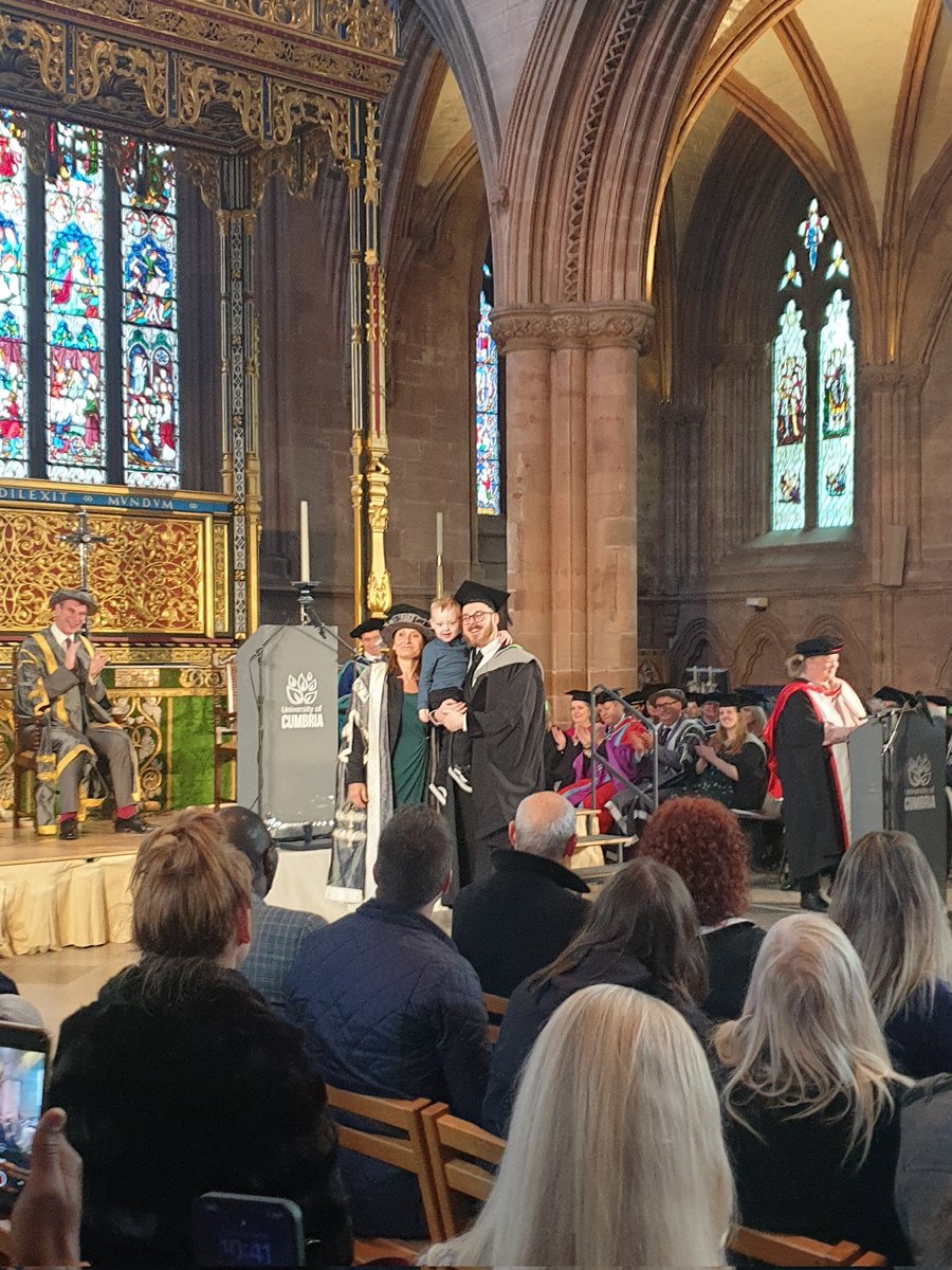 Charlotteamy160's tweet photo. 4 years, a global pandemic and a baby later - he did it! Could not be prouder of @thomas221289  💙 

Made all the more special with a guest appearance from William, thank you @CumbriaUni https://t.co/VnKwG2R7Ql