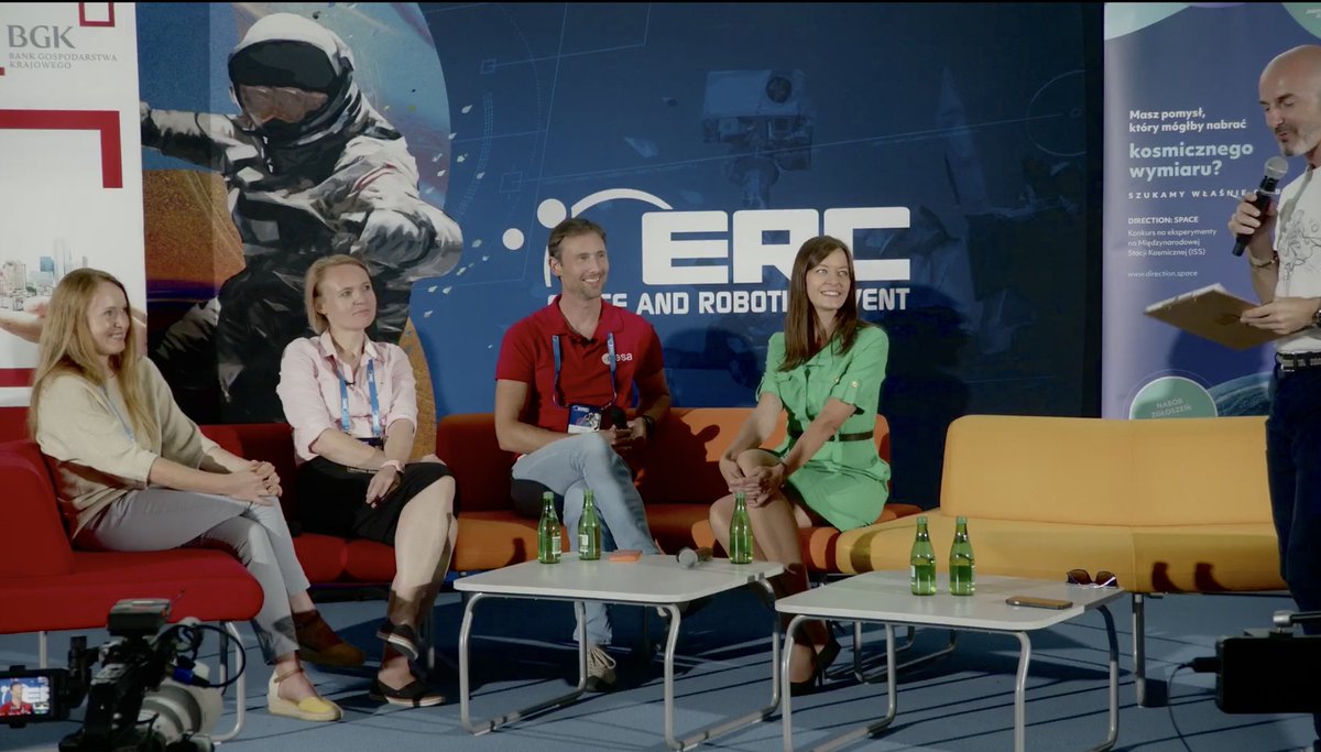 New Space Foundation (@nsf_org_pl) on Twitter photo Dziś mija 1. rocznica wyboru <a href="/astro_slawosz/">Sławosz Uznański-Wiśniewski</a> do klasy astronautów <a href="/esa/">European Space Agency</a>. Sławosz! Gratulujemy i nieustająco trzymamy kciuki! Dziś mija 1. rocznica wyboru <a href="/astro_slawosz/">Sławosz Uznański-Wiśniewski</a> do klasy astronautów <a href="/esa/">European Space Agency</a>. Sławosz! Gratulujemy i nieustająco trzymamy kciuki!
