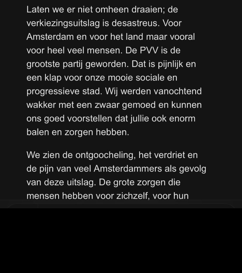 IngeLengton's tweet photo. Zo, zo. Mail van PvdA/GL Amsterdam aan achterban. Ze moeten geen partijkleding dragen, maar wel graag bijeenkomen voor een protest tegen de verkiezingsuitslag. Maar dat mag zo niet heten. De leden gaan op de Dam ‘verbinden’. En: het is géén ‘politieke bijeenkomst’. 🤫 Sure. https://t.co/dpIrKDGwiK