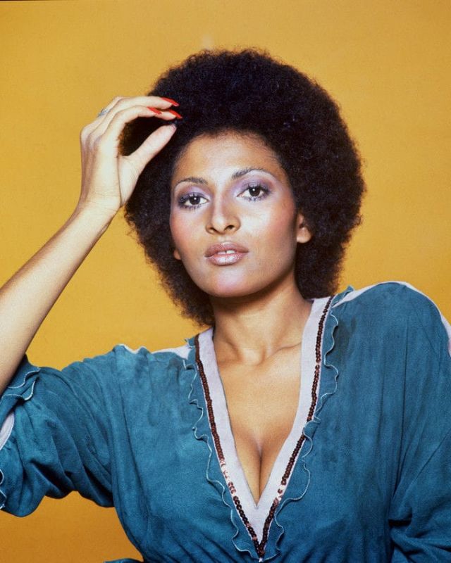 QuezzyQuez707's tweet photo. @AuxGod_ Pam Grier Appreciate Tweet 😍🐐 https://t.co/nxlTYW7EFB