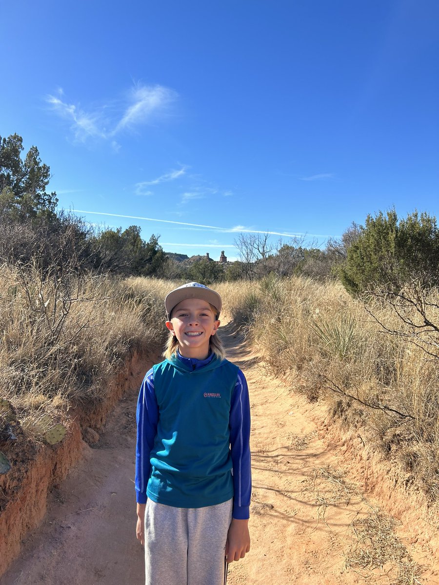 RMourning's tweet image. Beyond thankful for my guy - even when he wakes up at 0600 and says “wanna hike 6 miles to The Lighthouse this morning?” @Becca_Mourning @TPWDparks #CanyonTX 🦃🙏🍽🍁