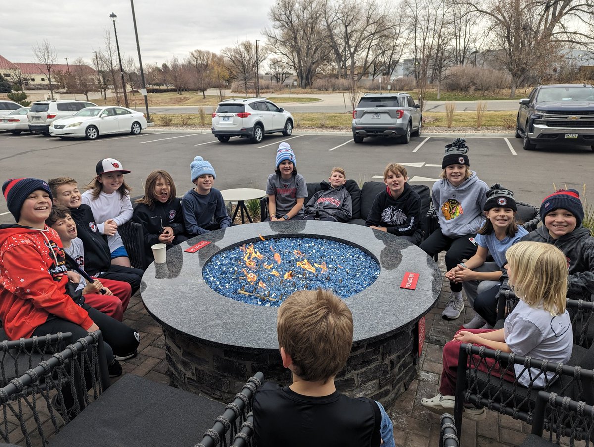 GoBlueKevin's tweet photo. This is how the Jr Mavs do Thanksgiving when we are on the road for hockey and away from family gatherings at home. #PeeweeRed https://t.co/LXFjzVXzz7