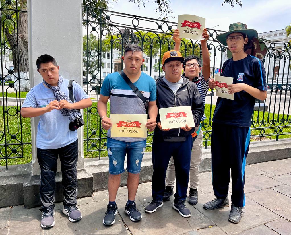 <a href="/josejeriore/">José Jerí</a> @mary_acuna23 <a href="/MiguelCicciaV/">𝐌𝐢𝐠𝐮𝐞𝐥 𝐂𝐢𝐜𝐜𝐢𝐚 𝐕á𝐬𝐪𝐮𝐞𝐳🇵🇪</a> <a href="/DiegoBazanC1/">Diego Bazán Calderón</a> <a href="/kellyportalati2/">kelly portalatino</a> <a href="/ElizabethMedH/">Elizabeth Medina 🇵🇪</a> <a href="/hventuracongre/">Héctor Ventura Angel</a> <a href="/alex_paredes_g/">Alex Antonio Paredes Gonzales</a> <a href="/katy_ugarte/">Katy Ugarte</a> @flaviocruzmaman @DrAncash <a href="/SegundoQuirozB/">Segundo Quiroz Barboza</a> <a href="/JulonEdhit/">Edhit Julón</a> 🚨 #SinApoyosNoHayInclusion 🚨  
<a href="/marleny_portero/">Marleny Portero - Congresista de la República 🇵🇪</a> <a href="/KiraAlcarraz/">KiraAlcarraz</a> <a href="/MJAguayo63/">Milagros Jáuregui de Aguayo</a> <a href="/InfantesMery/">Mery Infantes Castañeda</a> <a href="/MargotPalaciosH/">Margot Palacios</a> <a href="/salhuanacavides/">Eduardo Salhuana Cavides</a> <a href="/LadyCamones/">Lady Camones Soriano</a> <a href="/AbelReyesCam/">Abel Reyes Cam - Congresista</a> <a href="/PattyChirinosVe/">Patty Chirinos</a> <a href="/chabelitacongre/">Isabel Cortez</a> <a href="/EdMalagaTrillo/">Ed Málaga-Trillo 🇵🇪</a>