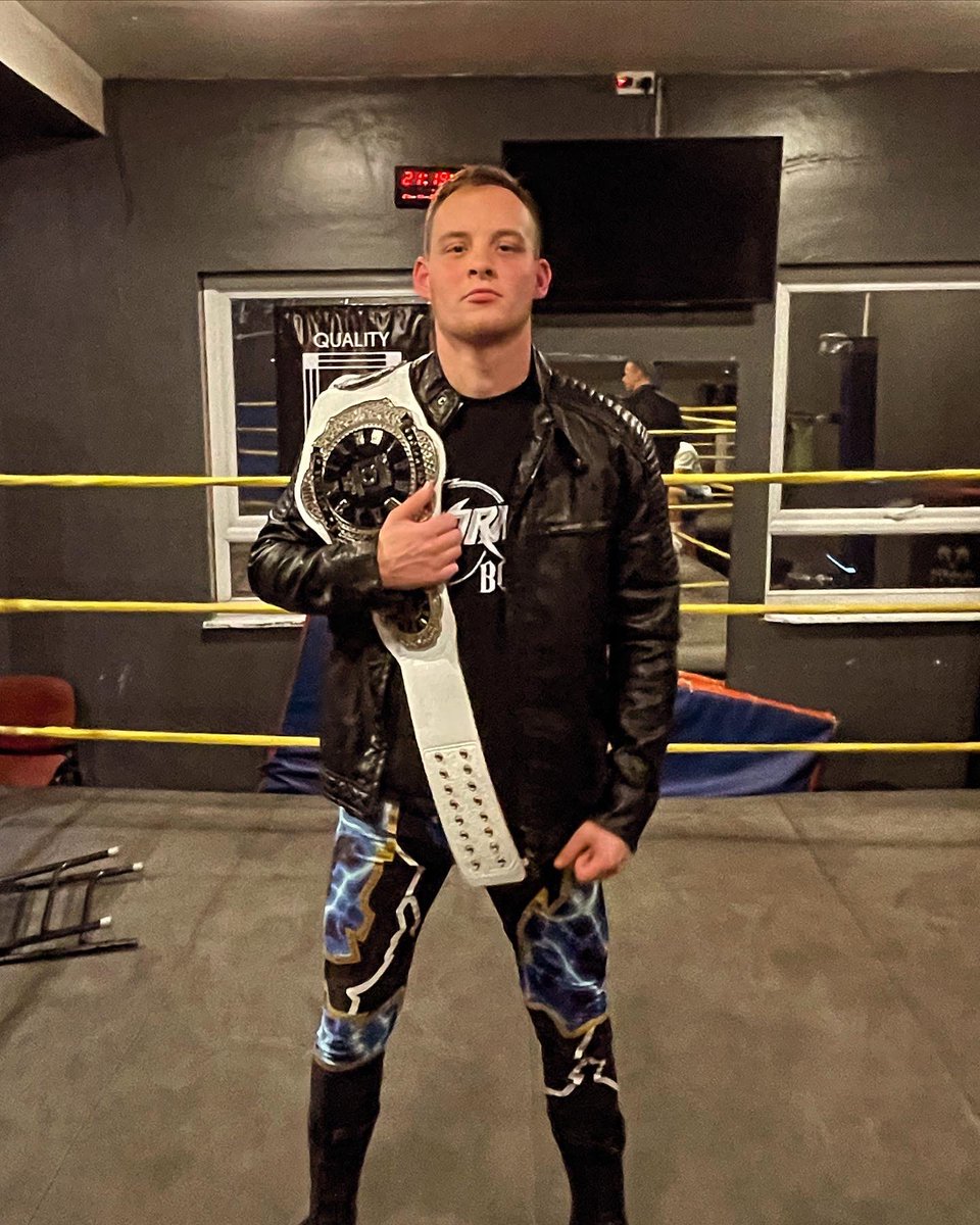 anthony__storm's tweet photo. #andnew 
#Champion 
@QWrestling1 https://t.co/yZSc2lQuUk