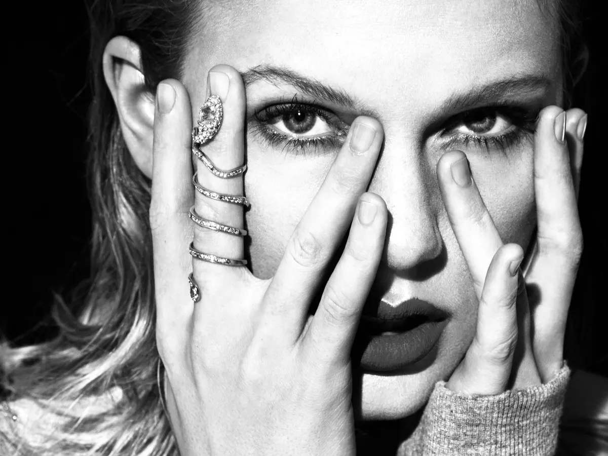 poptime's tweet image. Segundo rumores, Taylor Swift liberou a entrada de imprensa nos show de São Paulo devido anúncio do lançamento do "Reputation (Taylor's Version)". Será?