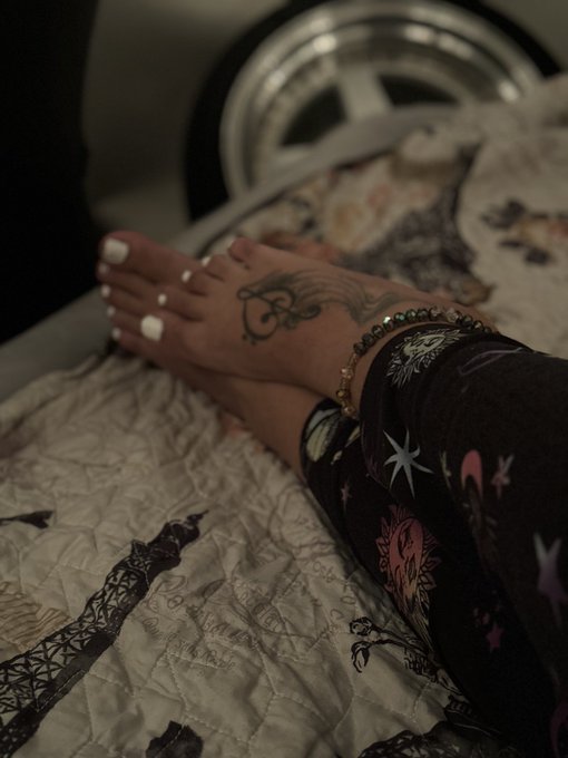 If you love feet content!!! I have such hot new content for you on my OF!! Comeeee #feet #feetfinder<a href="/tag/feet"class="tags"><span>#feet</span></a><a href="/tag/feetfinder"class="tags"><span>#feetfinder</span></a>