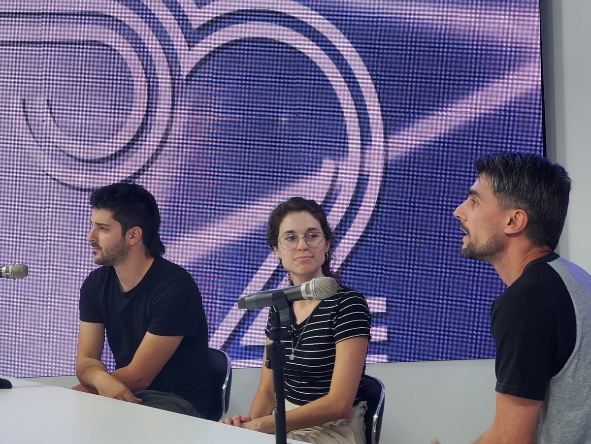 Tirano Prófugo tweet media