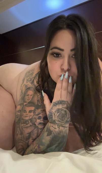 Happy Thanksgiving to my American friends!! To celebrate take advantage of my black Friday sale!! Get<a href="/tag/booty"class="tags"><span>#booty</span></a><a href="/tag/curvy"class="tags"><span>#curvy</span></a><a href="/tag/bbw"class="tags"><span>#bbw</span></a><a href="/tag/bigbooty"class="tags"><span>#bigbooty</span></a><a href="/tag/bighips"class="tags"><span>#bighips</span></a><a href="/tag/biggirl"class="tags"><span>#biggirl</span></a>