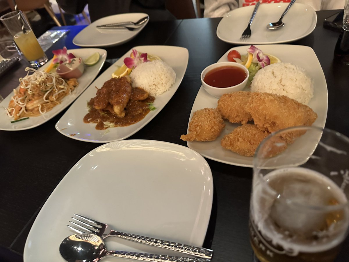 nanaさんから頂いたかわいすぎるプレゼント！😍😍 <a href="/nana7bs/">nana</a> 
タイ料理美味しかったです😊