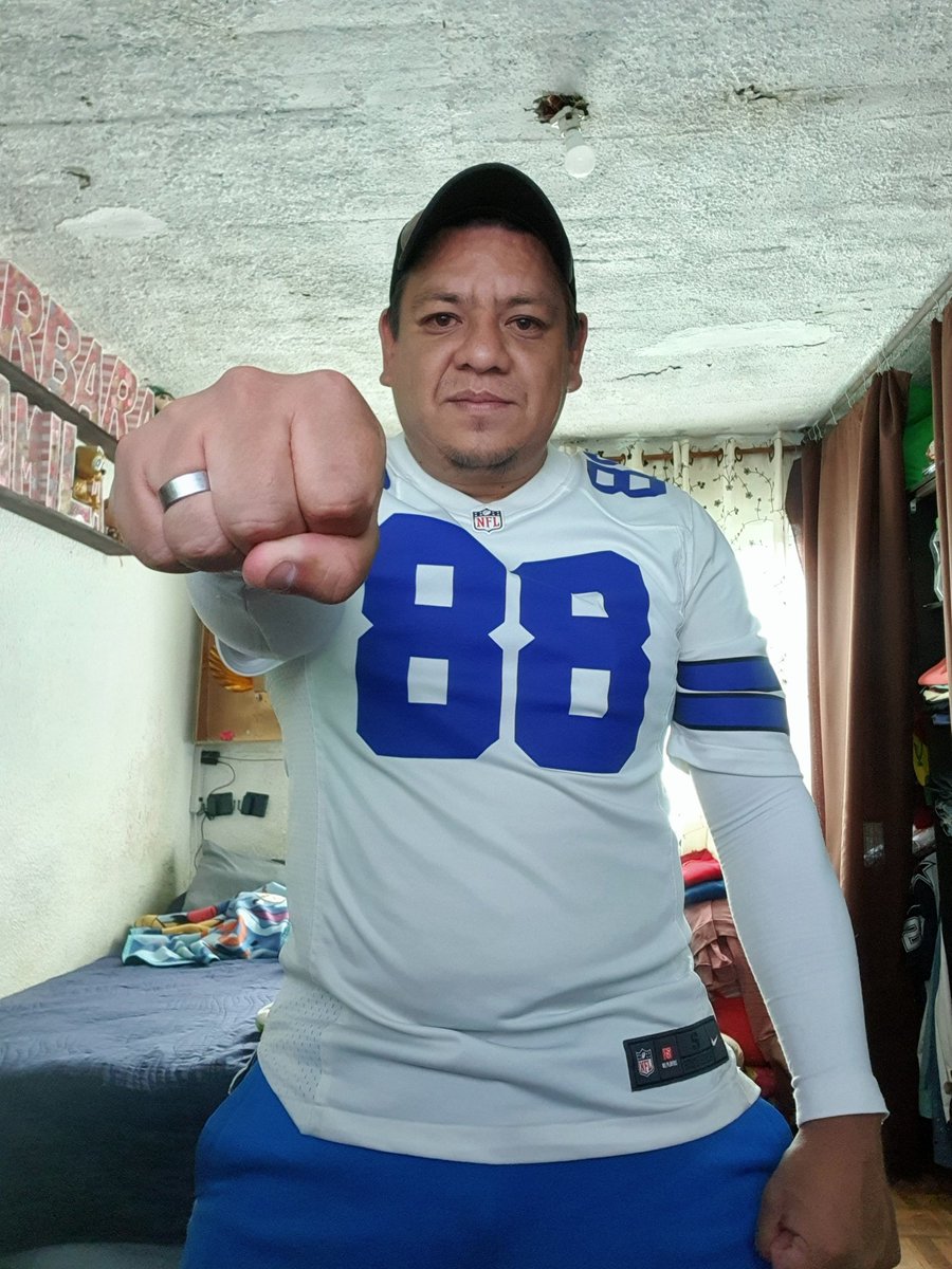 betoantro's tweet photo. #TuPaseCompleto Vamos Vaqueros Rumbo al Superbowl 🏈 https://t.co/Yw2eebs4Lg