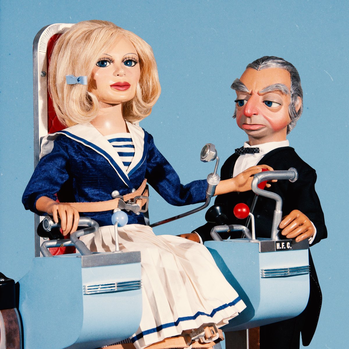 'Stand by for launch, Parker.'
'FAB, m'lady.'

#Thunderbirds #Supermarionation