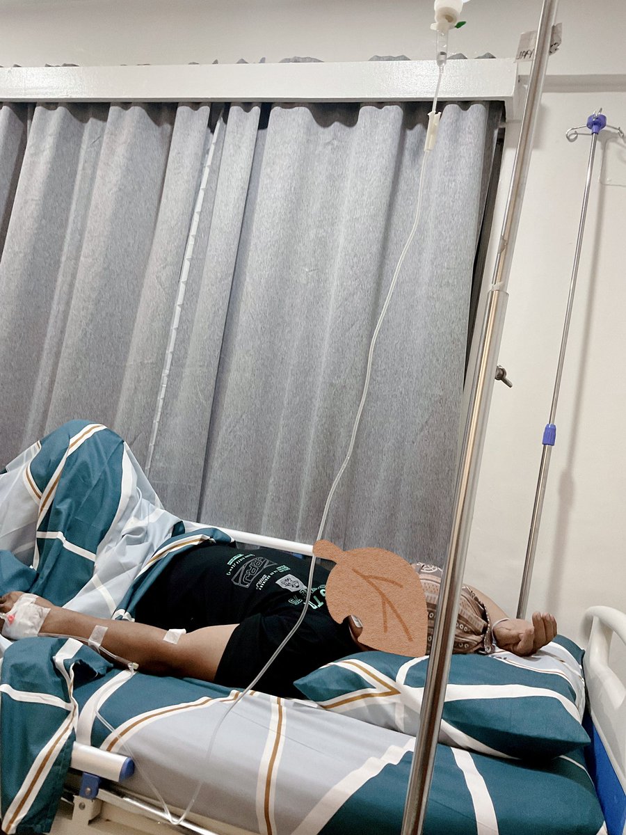 mintoscola's tweet photo. My dad is admitted in the hospital and we don’t know how long till he can get discharged plus I barely have medical savings left so I’m opening emergency comms to help cover the expenses. I’m also open at VGen 🙏

RTs are appreciate if you can’t commission 🙇‍♀️
Details below 👇 https://t.co/IUidAC09dv