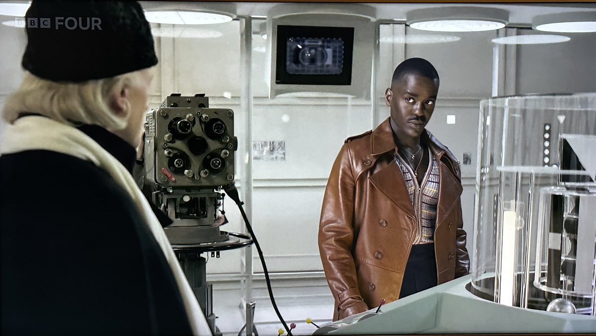 SFXmagazine's tweet image. Guess Who made an appearance at the end of #AnAdventureInSpaceAndTime’s repeat tonight…
#DoctorWho