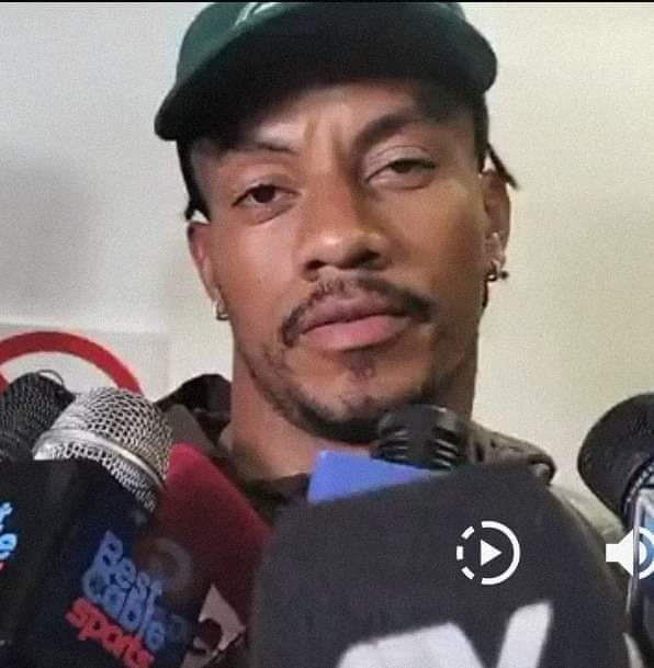 chicasdelacopa's tweet photo. Ah caray, que feo se está poniendo de viejito #SnoopDog, no?
#ConRazon #NoHuboAntiDoping #SiHubiesesQuerido https://t.co/io54UevUMB