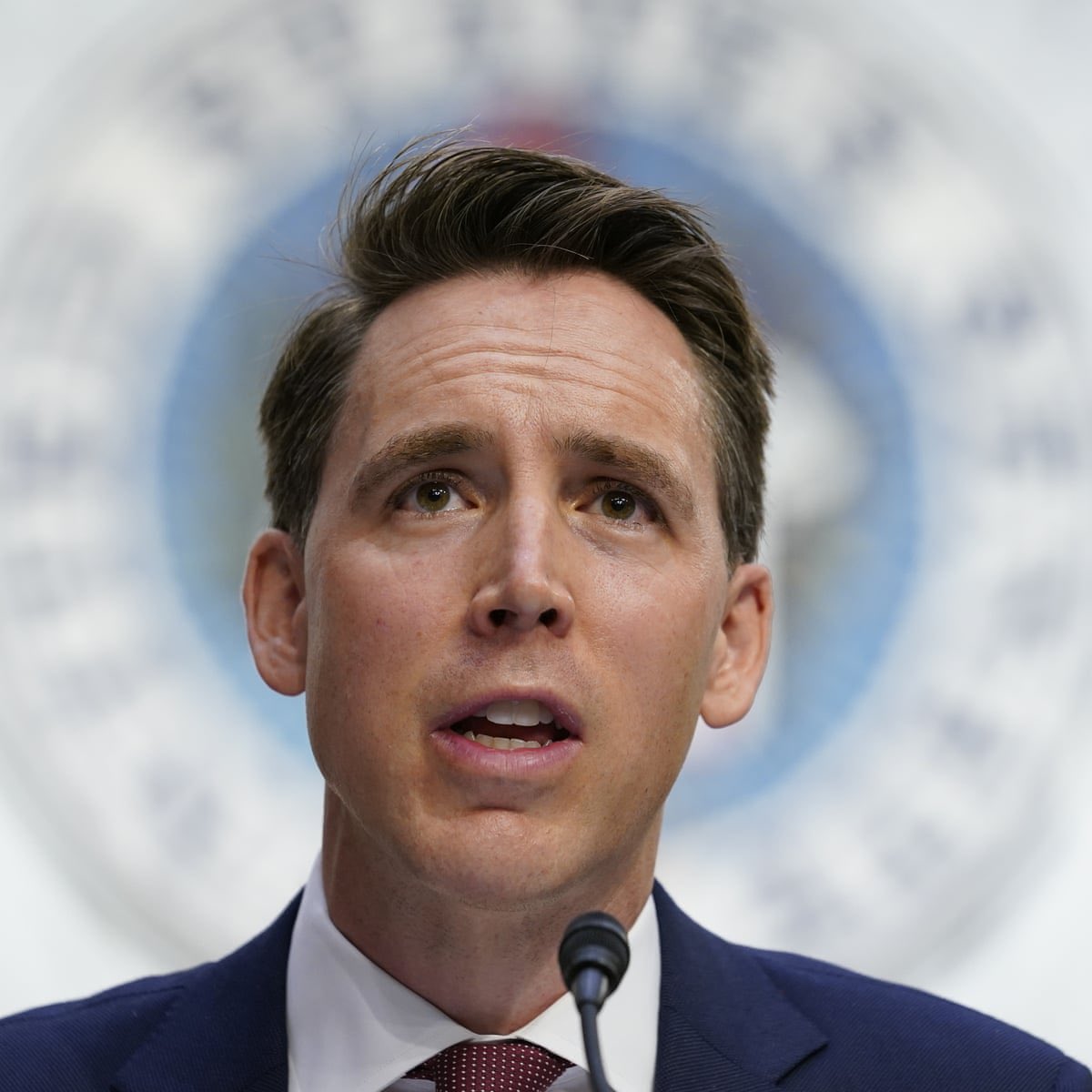 ProudElephant's tweet photo. JUST IN: Senator Josh Hawley (R-MO) is calling for Mitch McConnell to be REMOVED from Senate GOP Leadership. 

DO YOU SUPPORT THIS? https://t.co/mCn7wC5klZ