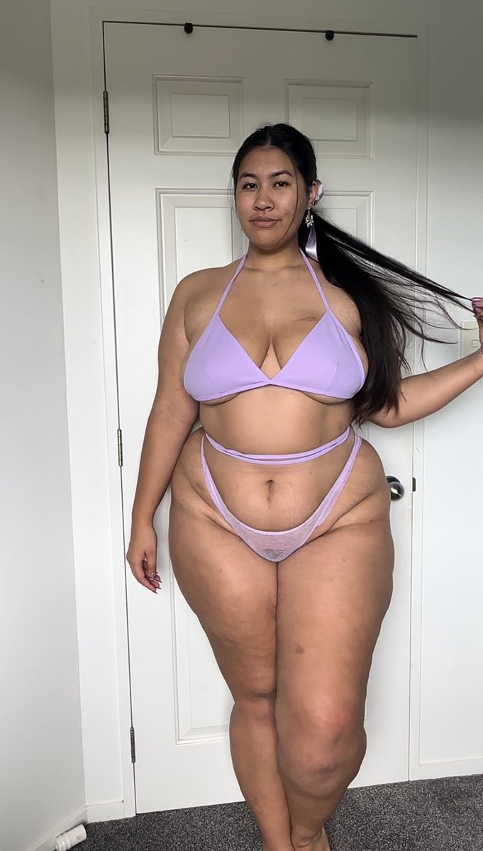 K3r3hi_onlyfans's tweet photo. ‼️CUSTOM VID WEEKEND‼️  DM me on my VIP OF whatever custom vid you want to see and I’ll do what I can during the weekend 🙈 
#nsfw  #nsfwtwt #juicy #buying_content #buyingnudes #selling_content #SellingContent #OF #onlyfans 

https://t.co/tBbmjkPd8K https://t.co/U45XxnRK81