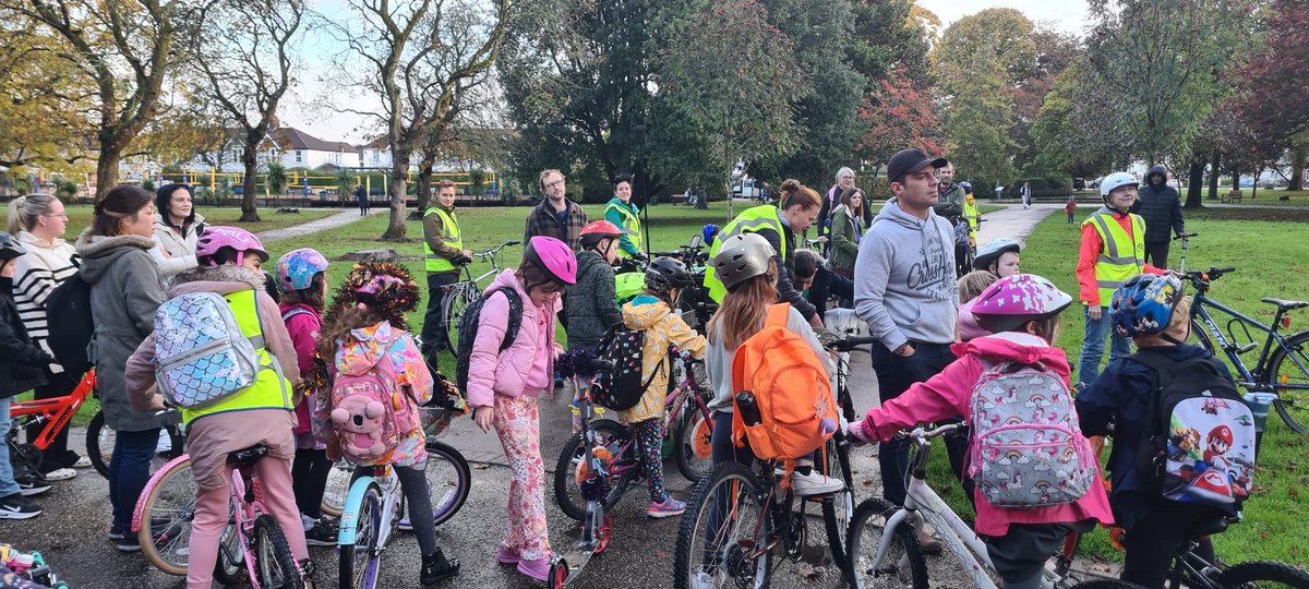 SiHarling tweet media