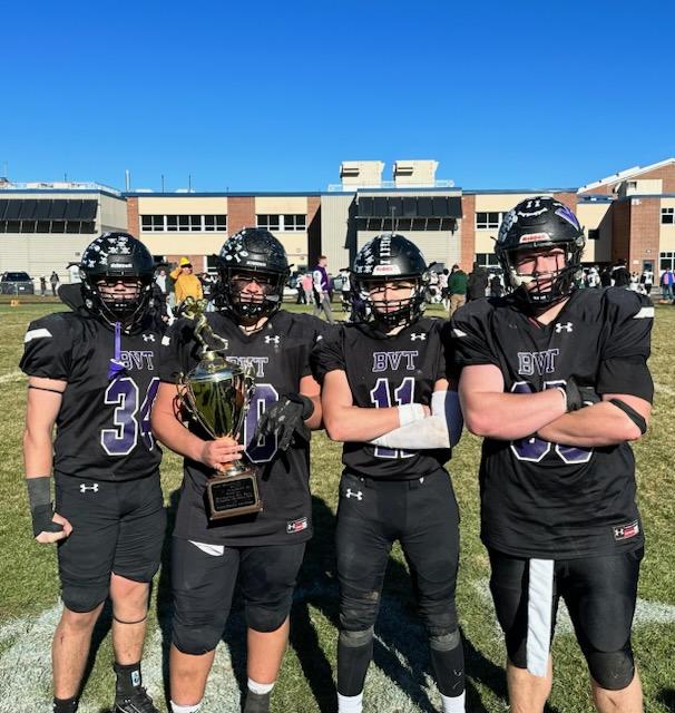 dwayne_fitz's tweet photo. My Bulldogs my family 🏈💜🏈ROLL TECH bring on Bay Watch  oops I meant Bay Path. https://t.co/gCqSWI6F6e