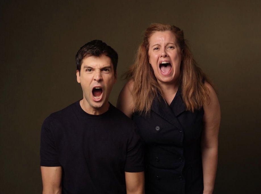 tres últimes oportunitats per veure JOHN &amp; JEN a Barcelona.

div 24 a les 20.30h
diss 25 a les 20.30h
dg 26 a les 18h

Veniu a veure el que fan i com ho fan aquestes dues bèsties pardes! 

‘molts cops estimar és deixar marxar’

📸 <a href="/marcsirisi/">Marc Sirisi</a> 

bacantix.com/Entradas/WebFo…