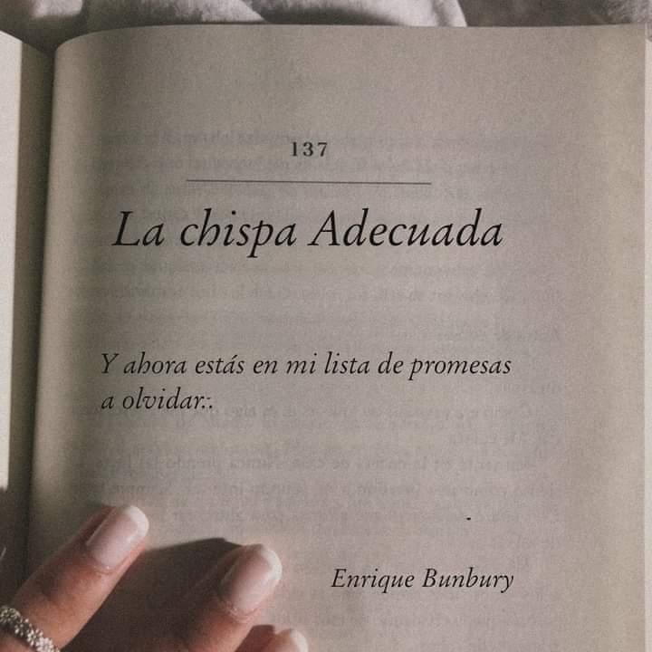 GBVALADEZ's tweet photo. #JuevesMusicales 🎧❤️ https://t.co/M5lwrtNdoB