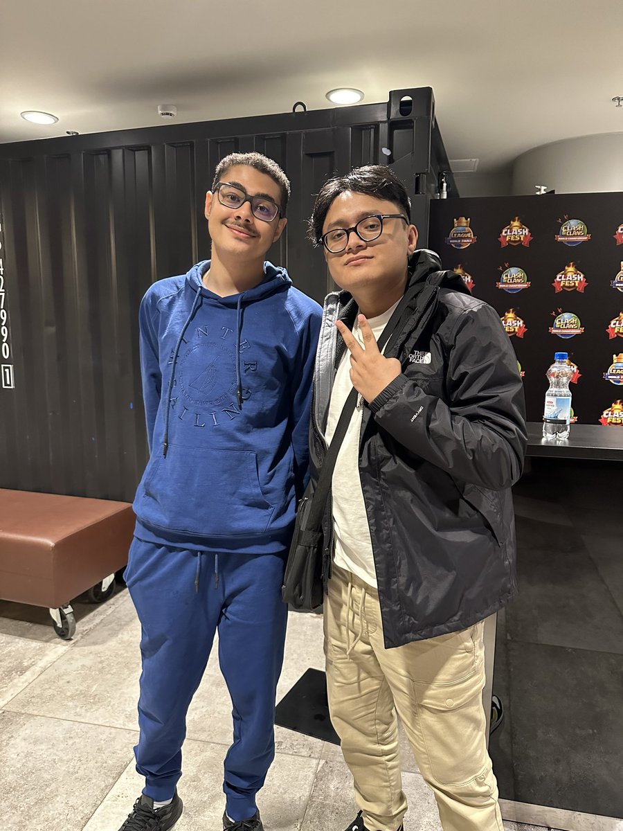 Anaban ✨ tweet media