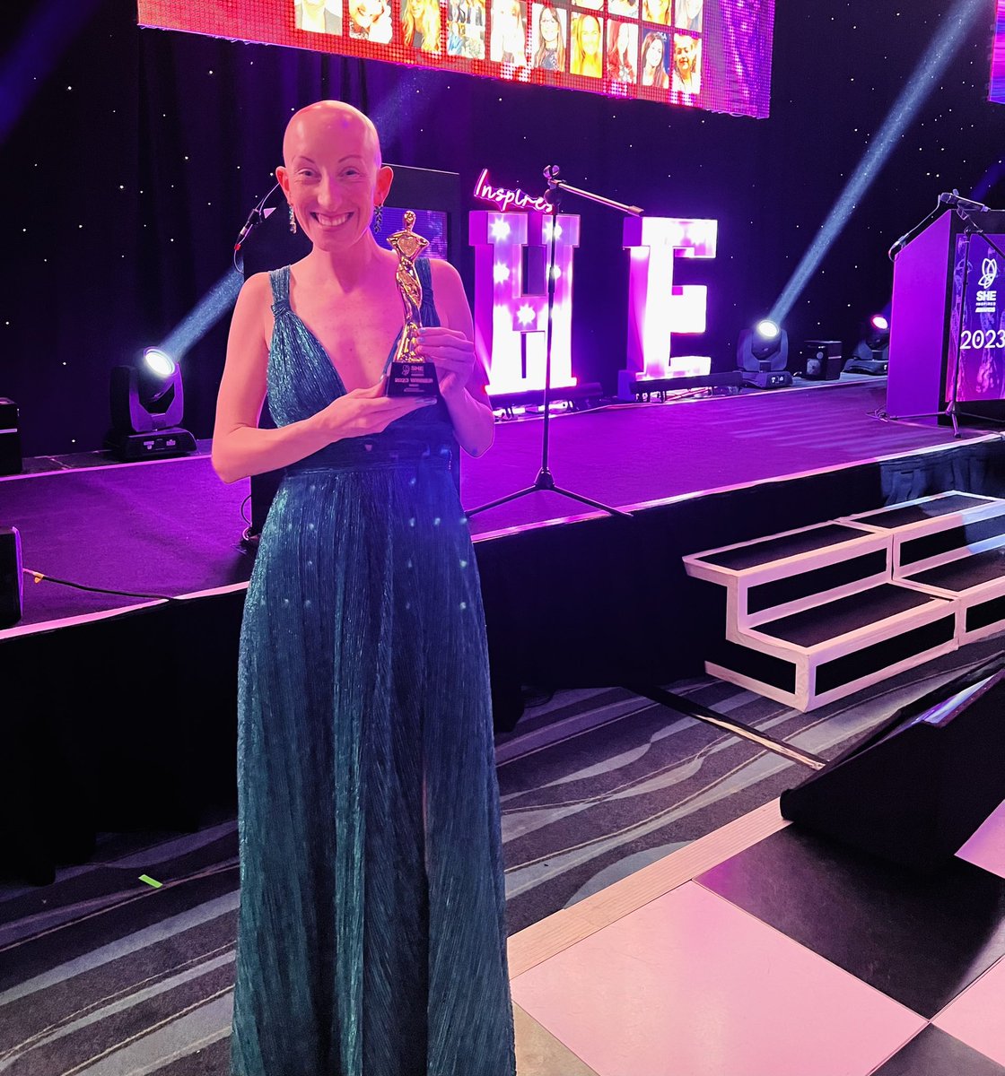 lindSAYhanNAH3's tweet photo. I have no words. 
Just happy tears. 

SHEro Global Winner 🥹❤️

What a surreal dream. Someone pinch me. https://t.co/msx6Td2ISi