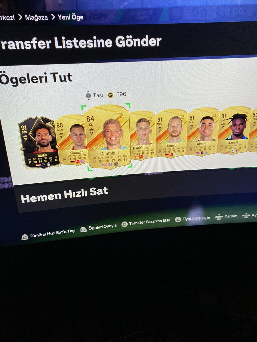 OfficialOner's tweet photo. @box2boxfut İlk defa ea. Nadir altın paketinden 650k verdi https://t.co/EZBam3kfw0
