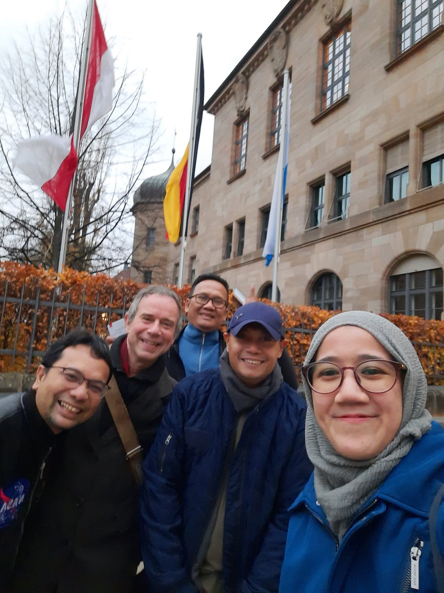 Happy to connect "Airlangga &amp; Erlangen" <a href="/Unair_Official/">Universitas Airlangga</a> <a href="/UniFAU/">FAU Erlangen-Nbg</a> :)
Thank you for the visit pak <a href="/iprihandono/">Iman Prihandono</a> and team..
Thank you @KrajewskiMarkus for your hospitality😊

Hope to see each other again in our future BHR events! #bizhr