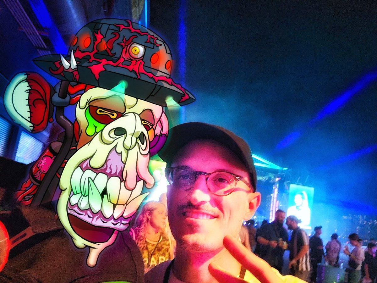 Slytoshi Hakamoto ๐ (@slytoshi) on Twitter photo Then it happened!!!
I got to meet <a href="/CryptoGarga/">Garga.eth (Greg Solano)</a> ๐ต๐คฉ
He might not remember me/this, but snapping this quick selfie with him as he made his way from the stage through the crowd was one of the highlights of my <a href="/BoredApeYC/">Bored Ape Yacht Club ๐</a> #ApeFestHK experience
Really good to meet you ser โ๏ธ Then it happened!!!
I got to meet <a href="/CryptoGarga/">Garga.eth (Greg Solano)</a> ๐ต๐คฉ
He might not remember me/this, but snapping this quick selfie with him as he made his way from the stage through the crowd was one of the highlights of my <a href="/BoredApeYC/">Bored Ape Yacht Club ๐</a> #ApeFestHK experience
Really good to meet you ser โ๏ธ