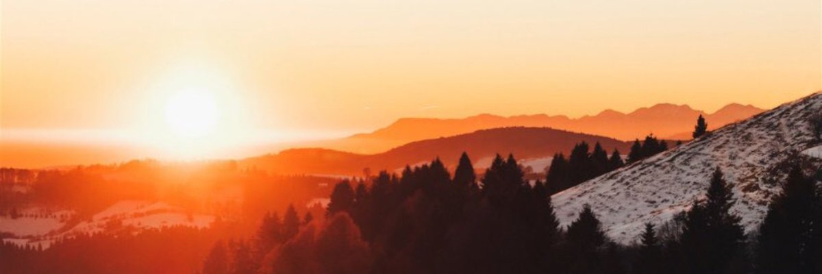 headersarte's tweet image. ✦ Pôr do sol.