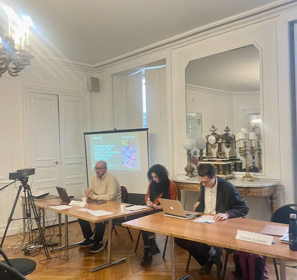 Colloque Vent debout | <a href="/DominikBL_/">Dominik BL</a> a présenté ce matin des résultats tirés de son mémoire portant sur le cadrage militant entourant les projets « nécessaires » à la transition énergétique à l'Université Paris-Panthéon-Assas. 

<a href="/UQAM/">UQAM | Université du Québec à Montréal</a> @grcplaval <a href="/AcademieCCS/">Académie Controverses & Communication Sensible</a>