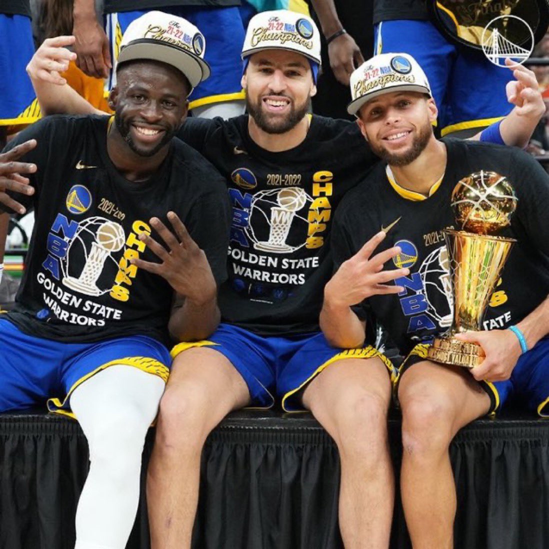 Hoopss's tweet photo. -No Trade Requests
-No Team Hopping
-No Trading Teammates 
-No Drama https://t.co/Sewrr0l6aF