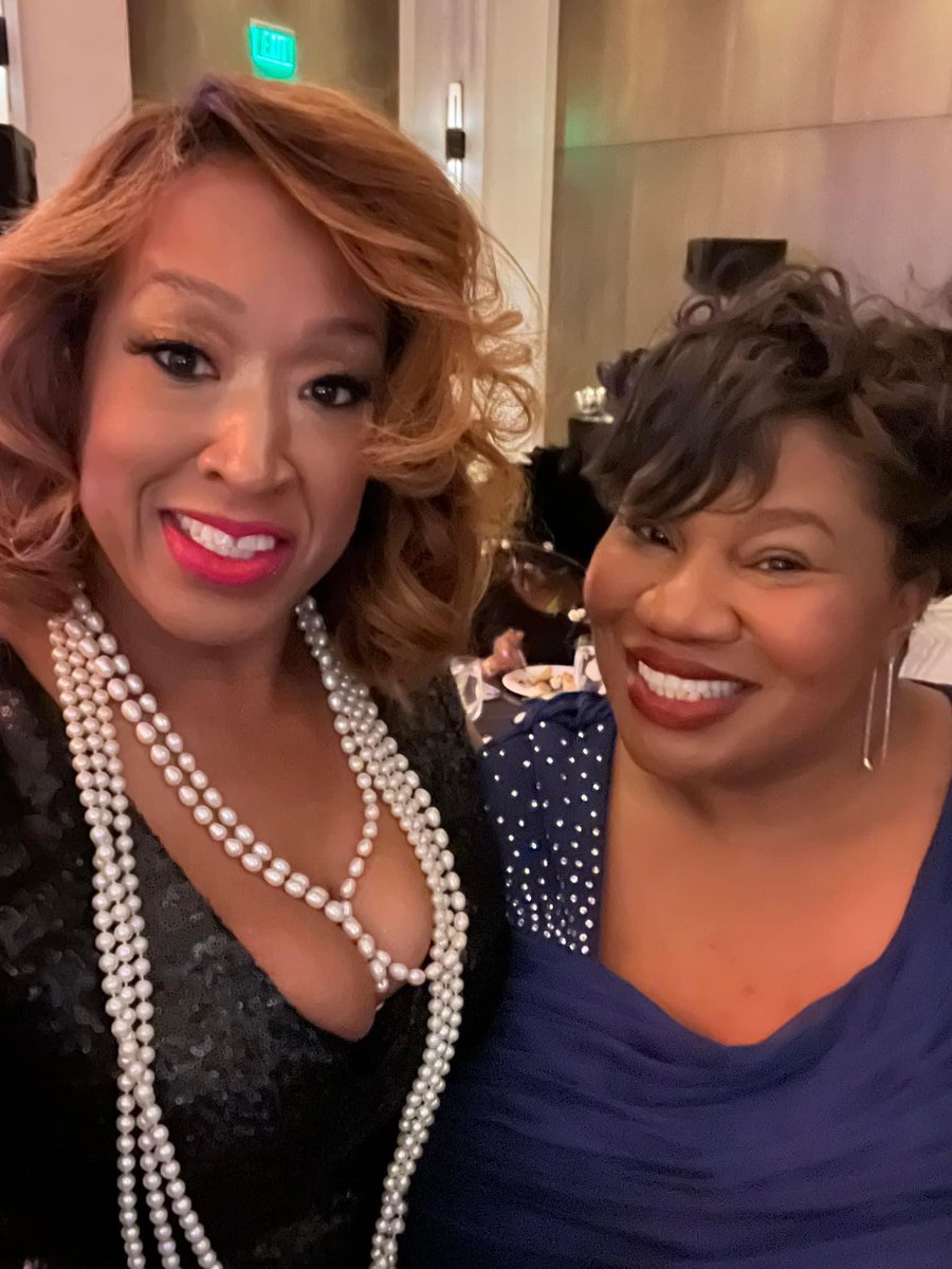 melanie rutherford tweet media