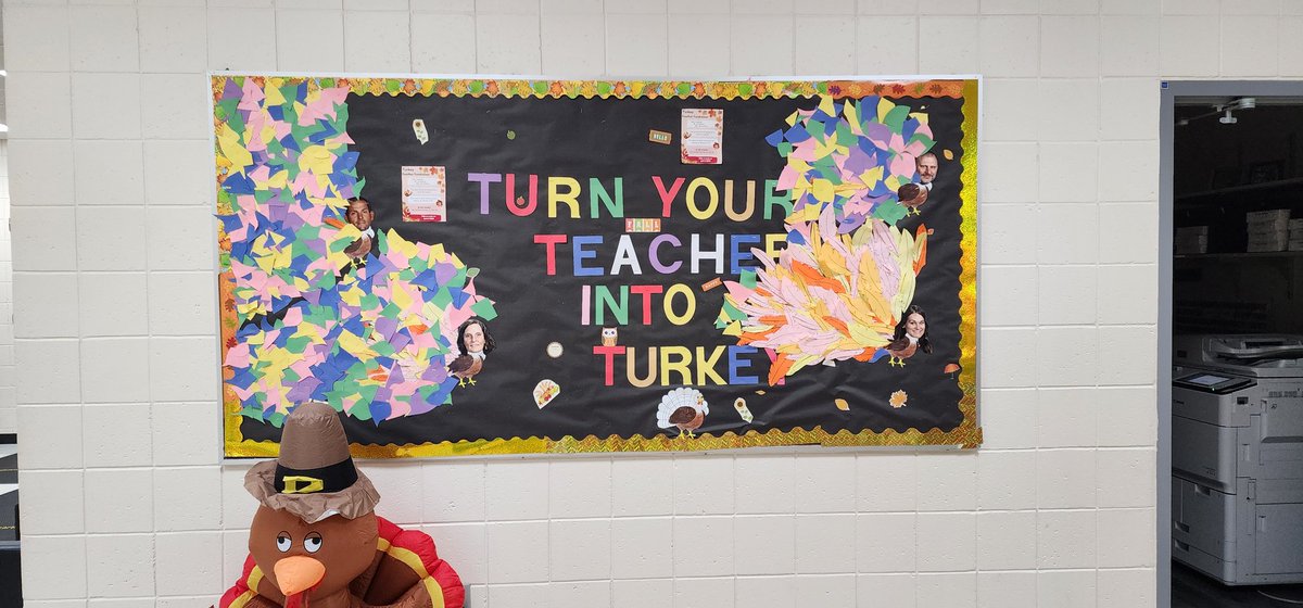 HMonti41's tweet photo. From my school to yours, Happy Thanksgiving! #PHpanthers https://t.co/TlYbKwkWfu