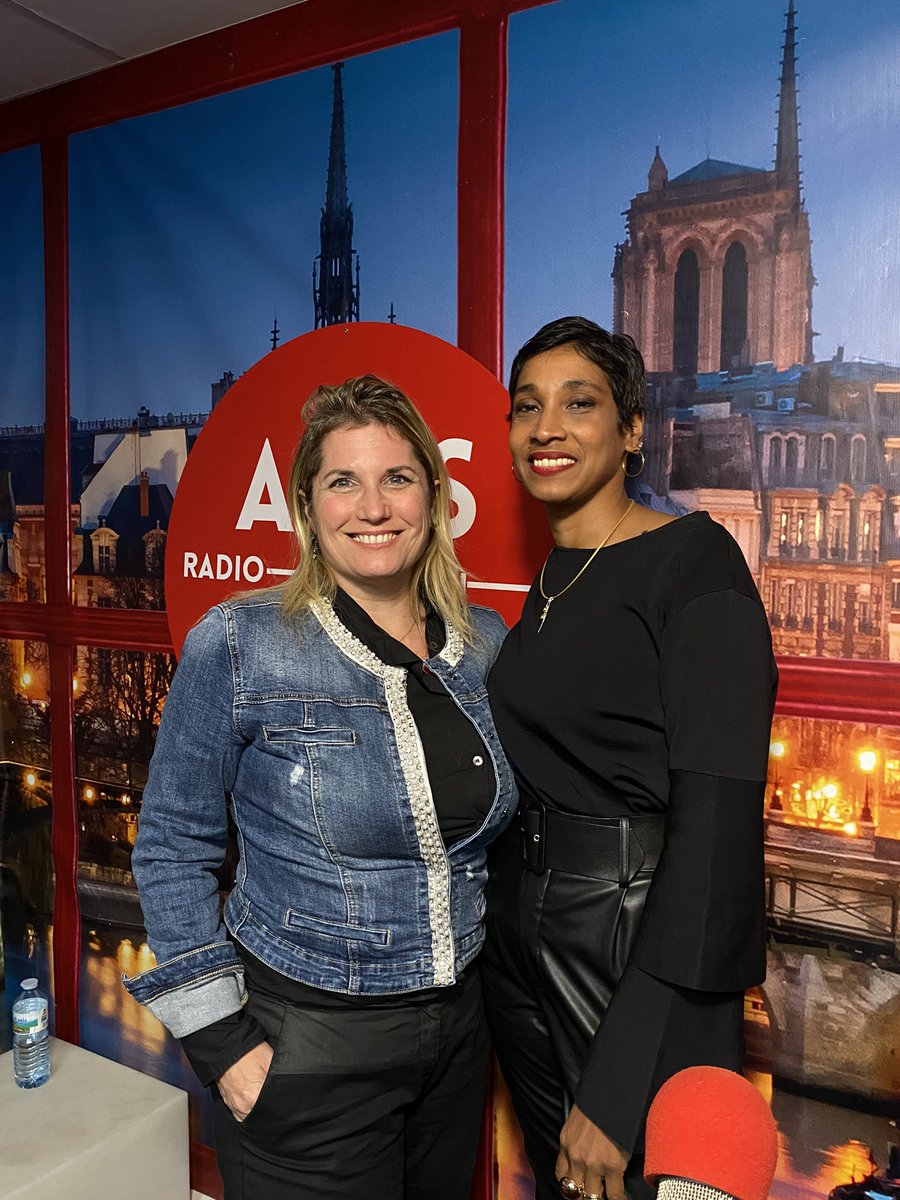 camaieudefemmes's tweet photo. Camaieu de femmes 23-11/23 éclosion des talents event du 1-3/12/23 @eclosiondestalents @RadioArtsMada @camaieudefemmes @egalite_gouv #efhca #femmes #fashion https://t.co/XmSIlqzO1M