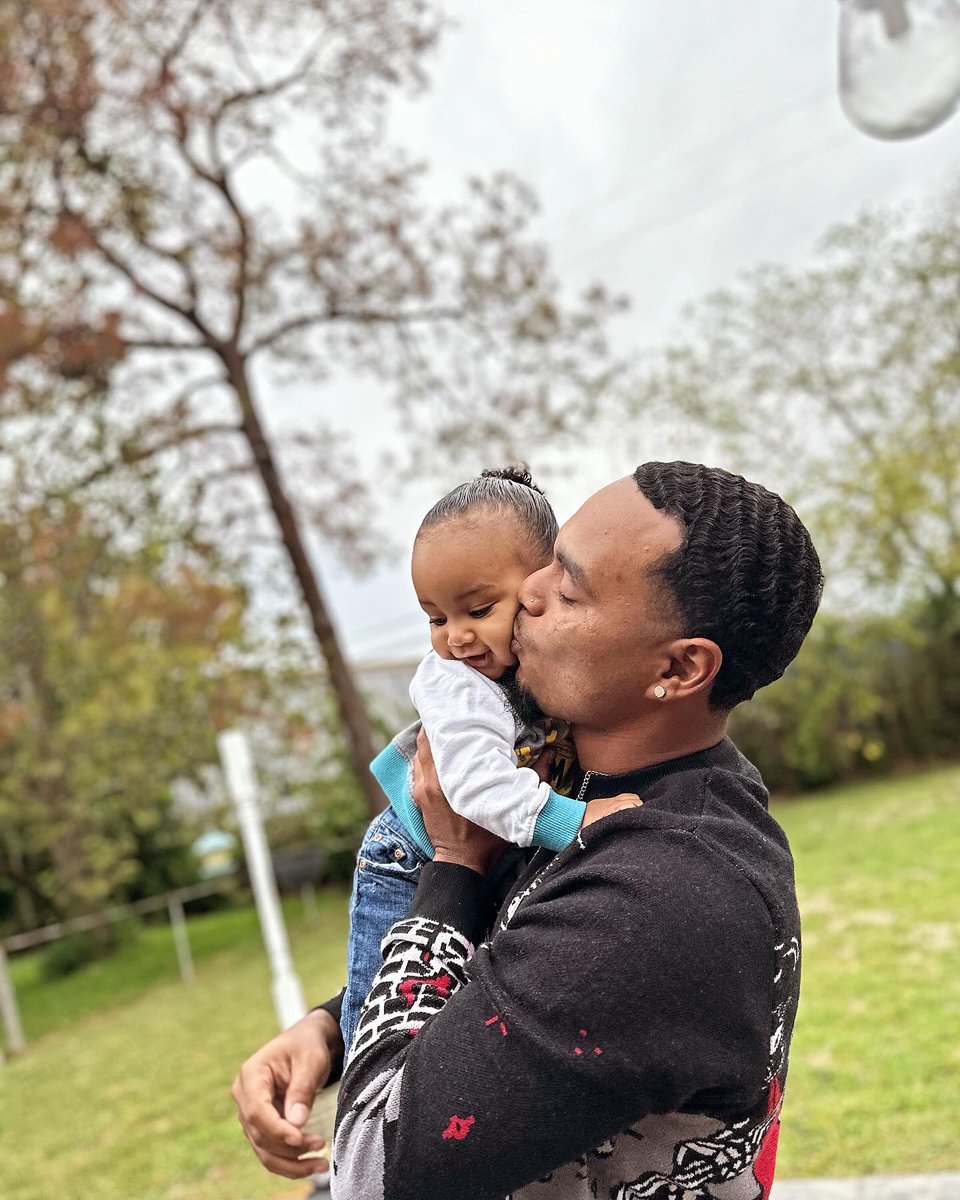 Iamhartaway's tweet photo. Turkey 🦃 Day ft. Son Son https://t.co/MC90l88SYC