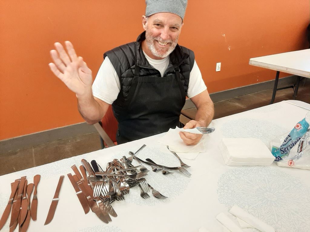 The Westboro Community Kitchen prepared a great meal on November 13, 2023. 102 meals were served - 22 people eating in and 90 takeouts. A big thank you to all the volunteers. The next kitchen on Nov. 27. Contact Hilary at 613-722-4000 ext. 204 for details.