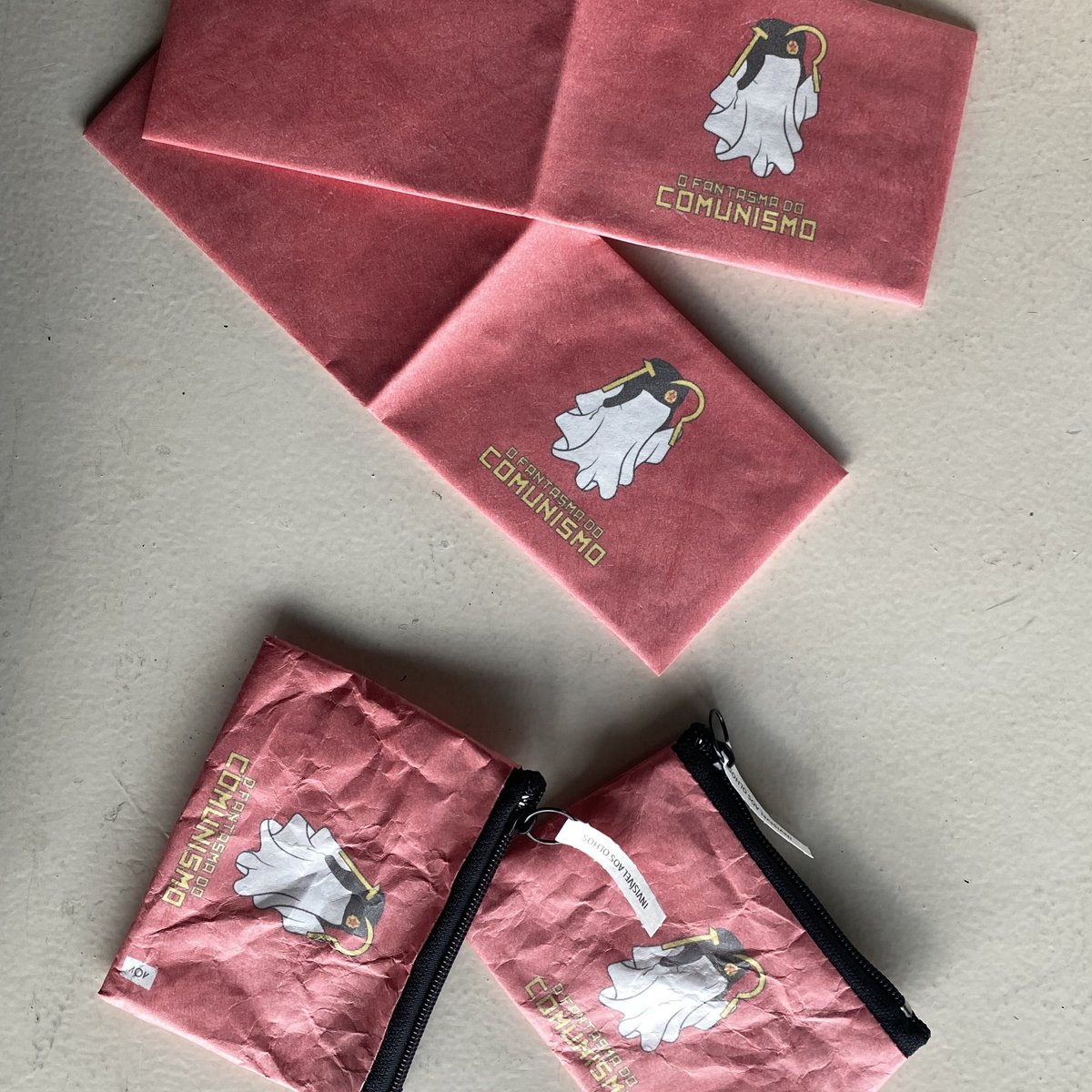 O FANTASMA DO COMUNISMO CHEGOU NA DOBRA E A GENTE TÁ DANDO PRODUTO DE GRAÇA!

ganhe uma carteira, um porta cartão ou um porta óculos DE GRAÇA a cada produto comprado. MAS, só pra quem fizer uma doação e enviar o comprovante.

só até amanhã 23:59

acesse dobra.cc/bf