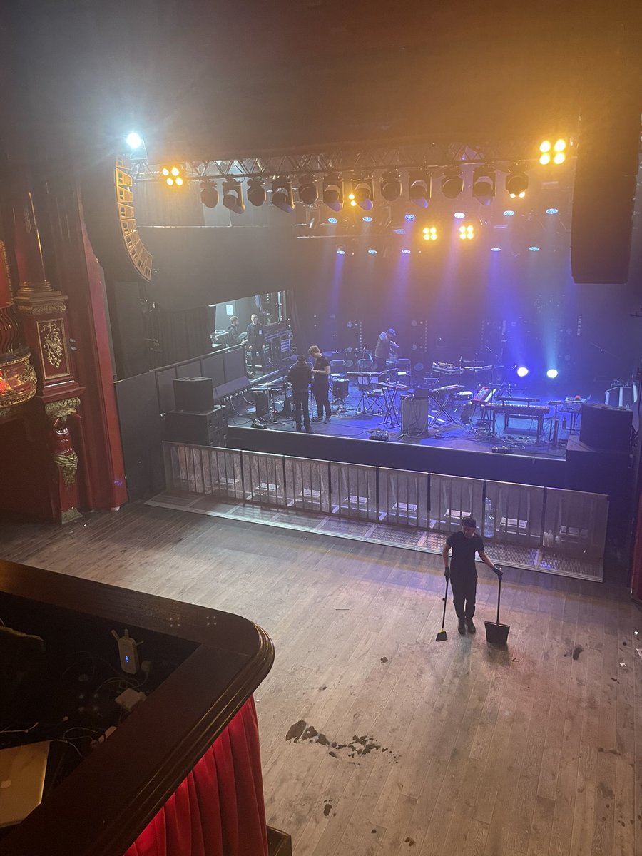 <a href="/phoriamusic/">Phoria</a> you are out of this world , amazing performance. <a href="/KOKOLondon/">KOKO Culture</a>