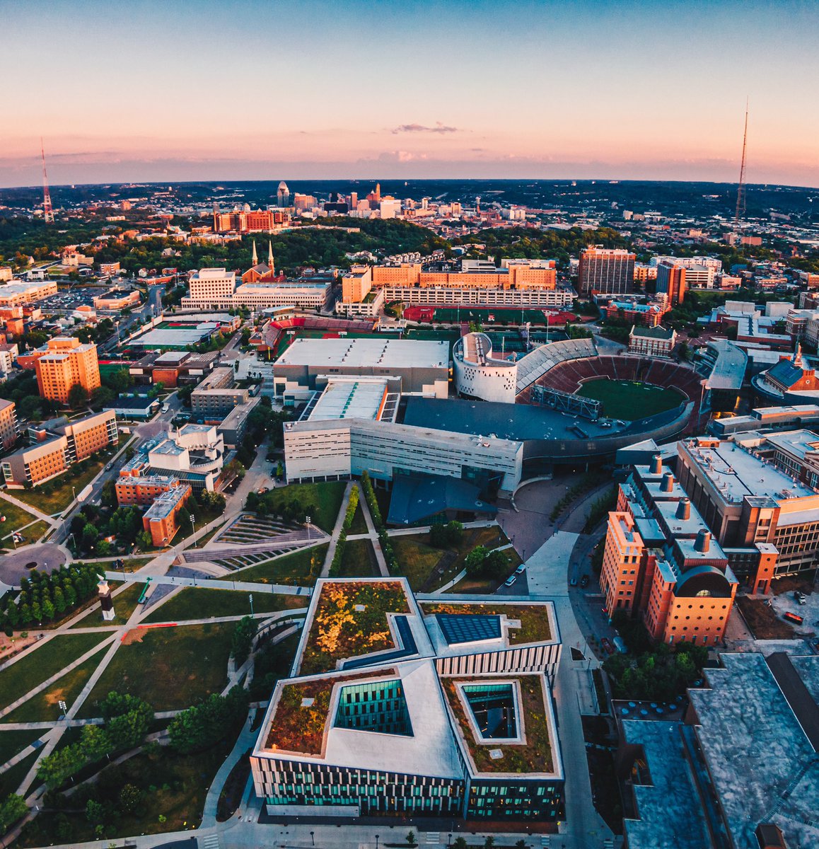 Neville G. Pinto (@prez_pinto) on Twitter photo As we gather today with friends and family, the #Bearcats community has so much to be thankful for. I look forward to sharing the last few weeks of the semester with our <a href="/uofcincy/">University of Cincinnati</a> family and continuing to reflect on the year as it comes to a close. #NextLivesHere As we gather today with friends and family, the #Bearcats community has so much to be thankful for. I look forward to sharing the last few weeks of the semester with our <a href="/uofcincy/">University of Cincinnati</a> family and continuing to reflect on the year as it comes to a close. #NextLivesHere