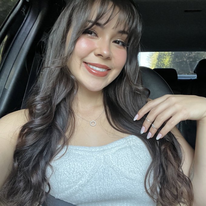 1 pic. Happy Thanks Giving 🩷 my sale will be up for this holiday week/end ✨ https://t.co/rIWc66z8wr