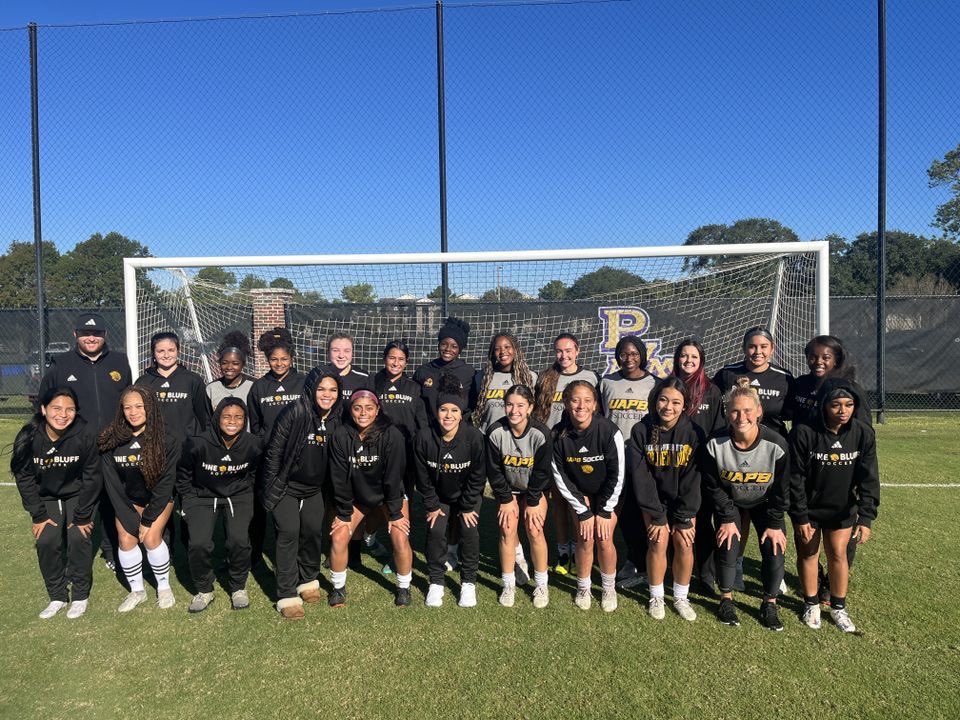 So thankful. Love my fam. Love my team. Truly blessed. 

Happy Thanksgiving, everyone!