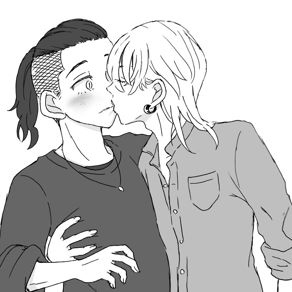 🍯🐝のチュッチュは何回描いても楽しい💕💕😊💕💕 